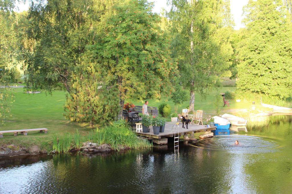 Apartamento Lovas Gard Koppera Charlottenberg Exterior foto